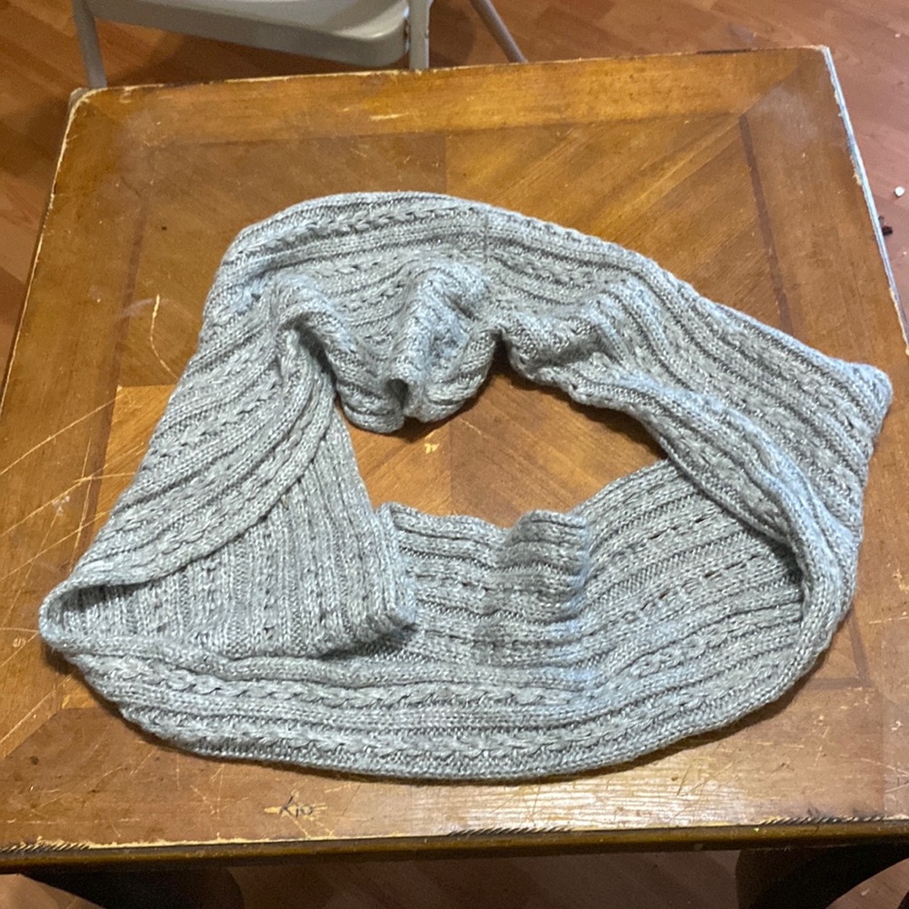 Grey scarf